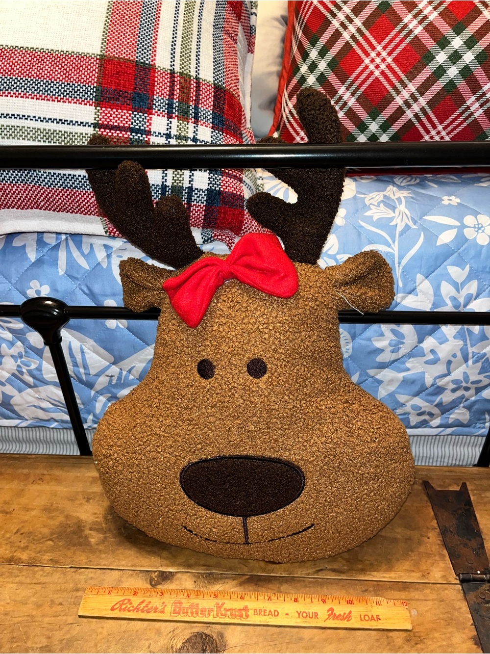 Plush Reindeer Throw Pillow with Red Bow - Festive Brown Accent